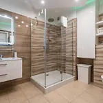 Seaside Breeze Stylish Balcony & Parking By Renters * Miedzyzdroje