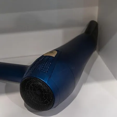 Seaside Breeze Stylish Balcony & Parking By Renters مينززدرويه